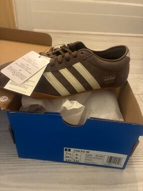adidas Tokyo brown with cream stripes
